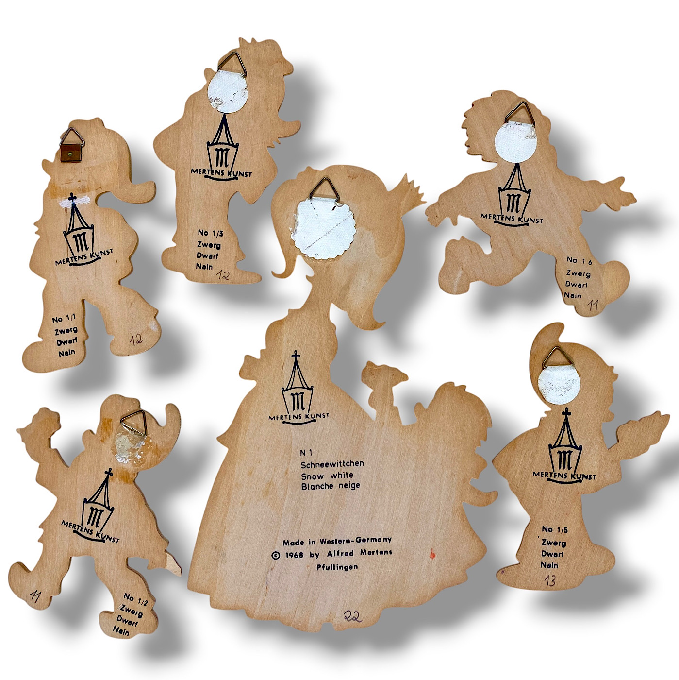 Märchen-Holzbild German Wall Figure Schneewittchen Sieben Zwerge